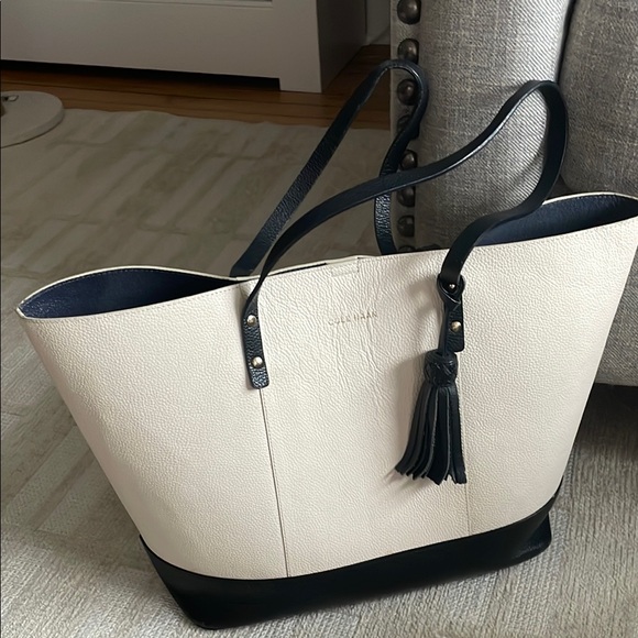 Cole Haan Black and off white Tote Bag - Picture 1 of 16